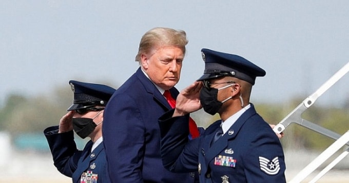 190 nghị sĩ soạn điều khoản xem xét bãi nhiệm Trump. Ảnh minh họa