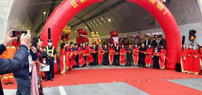 Tại lễ cắt băng khánh thành hầm đường bộ Hải Vân 2, sáng ngày 11/1/2021.Ảnh:CTV