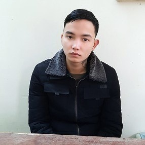 Đối tượng Lã Văn Linh, người lái xe máy chở Hồ Văn Khoa nổ súng hướng về xe Dương Minh Tuyền. Ảnh: tienphong.vn