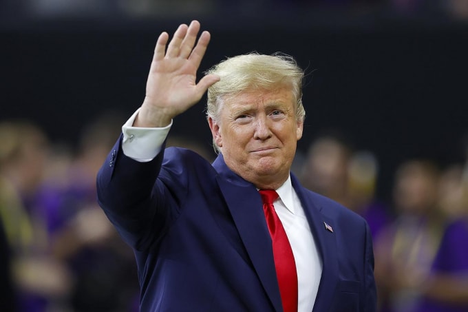Tổng thống Donald Trump trở thành người đầu tiên đối mặt với việc bị luận tội hai lần - Ảnh: Reuters