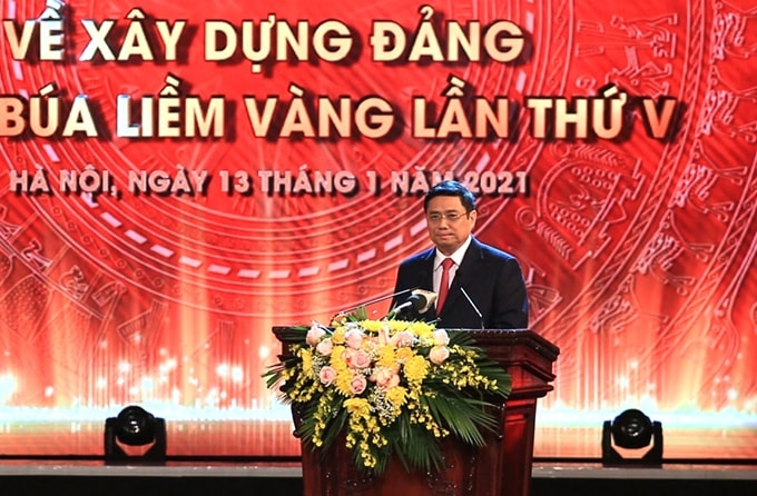 Trưởng ban Tổ chức Trung ương Phạm Minh Chính phát biểu tại lễ trao giải.