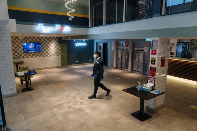 Khách sạn Best Western ở ngoại ô Croydon của London, Anh. Ảnh: CNN