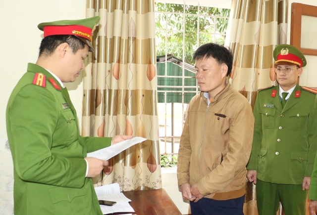 Khởi tố bị can đối với Nguyễn Văn Hồng, nguyên cán bộ địa chính xã Nghi Tiến.