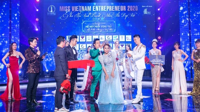 Công ty TNHH MTV Đầu tư du lịch giải trí Khổng Tước - đơn vị tổ chức cuộc thi Hoa hậu Doanh nhân sắc đẹp Việt 2020 bị xử phạt 90 triệu đồng.