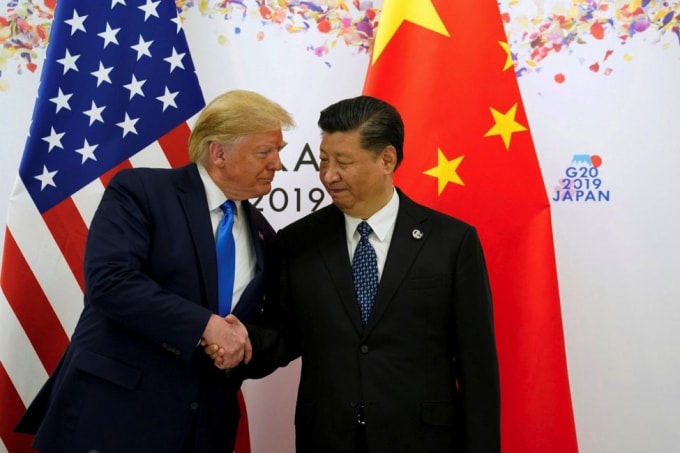 Tổng thống Mỹ Donald Trump gặp gỡ Chủ tịch Trung Quốc Tập Cận Bình hồi tháng 6/2019. Ảnh: SCMP
