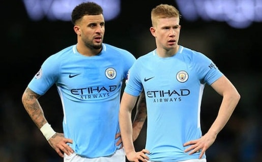 HLV Pep Guardiola nói gì sau chấn thương của Walker và De Bruyne. Ảnh: internet