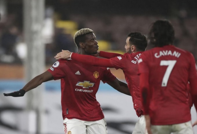 Pogba và Cavani tỏa sáng giúp MU giành trọn 3 điểm. Ảnh: internet