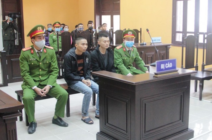 2 thanh niên buôn bán pháo bị đưa ra xét xử hôm nay 20/1