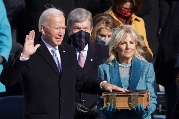 Tổng thống Hoa Kỳ Joe Biden tuyên thệ nhậm chức. Ảnh: CNN