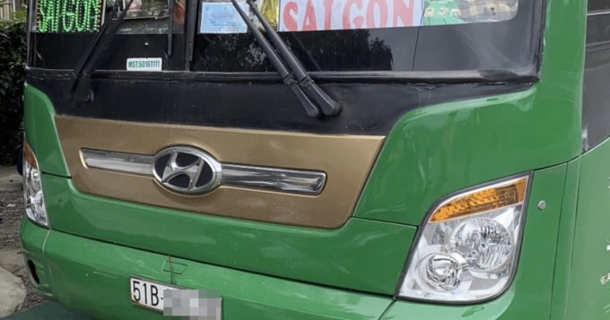Bàn giao 8 công dân người Trung Quốc nhập cảnh trái phép vào Việt Nam. Ảnh: TL