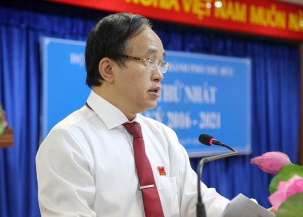 Ông Nguyễn Phước Hưng được bầu làm chủ tịch HĐND TP Thủ Đức. Ảnh: TTO