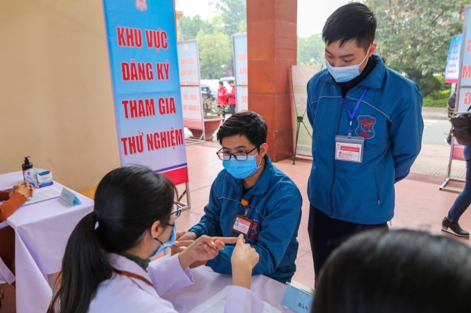 Các tình nguyện viên đều là những người rất trẻ, có trí tuệ và khát vọng (ảnh TL).