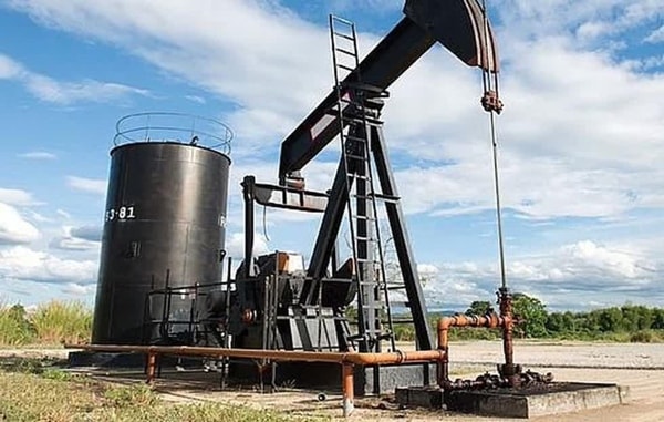 Giá dầu ngày 24/1 ghi nhận áp lực giảm giá lớn bởi thông tin nguồn cung dầu trên thị trường tăng