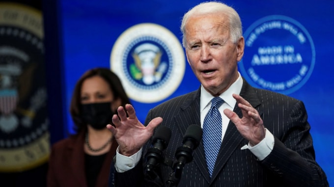 Tổng thống Mỹ Joe Biden phát biểu về kế hoạch nhằm tăng cường sản xuất của Mỹ. Ảnh: Nikkei