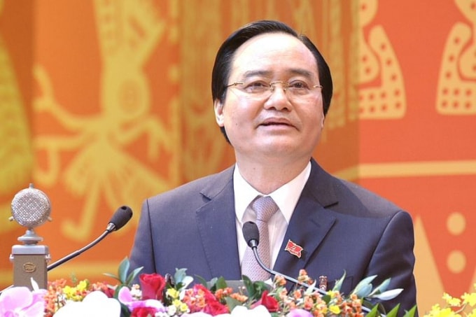 Bộ trưởng Bộ Giáo dục và Đào tạọ Phùng Xuân Nhạ