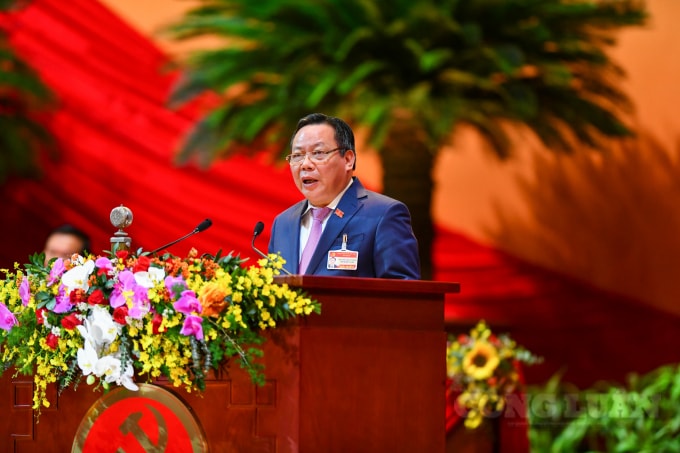 Ông Nguyễn Văn Phong, Phó Bí thư Thành ủy Hà Nội trình bày tham luận tại Đại hội