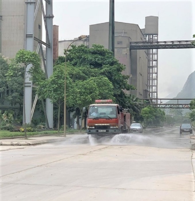Đẩy mạnh sản xuất kinh doanh, bảo vệ môi trường.