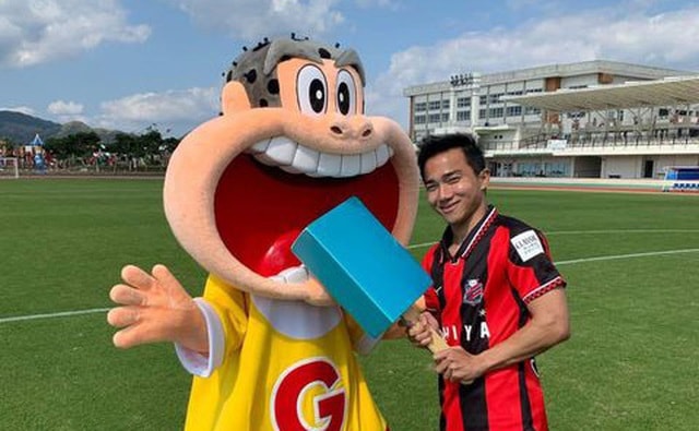 Chanathip Songkrasin đã trở lại Nhật Bản, đang tập huấn cùng CLB Consadole Sapporo. Ảnh: dantri.com.vn