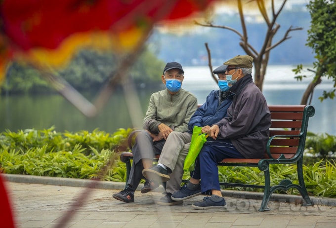 Cũng vẫn có nhiều người ý thức được mức độ nguy hiểm của tình hình dịch bệnh, chấp hành tốt việc đeo khẩu trang.