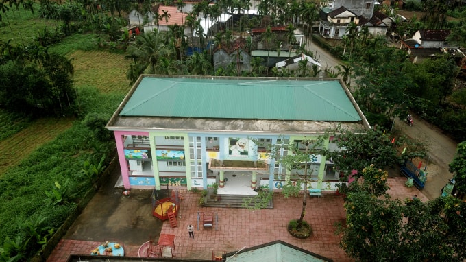 Trường mầm non mới được xây dựng tại vùng tâm lũ Hành Tín Đông (huyện Nghĩa Hành, tỉnh Quảng Ngãi).