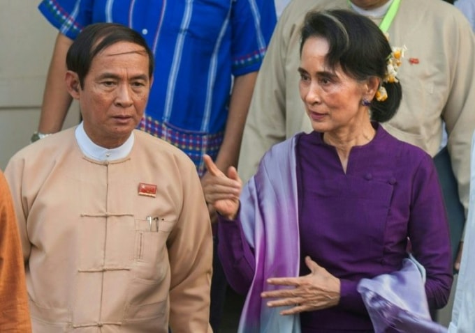 Nhà lãnh đạo Aung San Suu Kyi (phải) và Tổng thống Win Myint bị bắt vào sáng nay 1/2 - Ảnh: AFP
