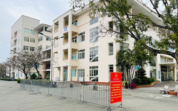 Bệnh viện dã chiến chống dịch COVID-19 được thiết lập tại Bệnh viện Đại học Kỹ thuật y tế Hải Dương