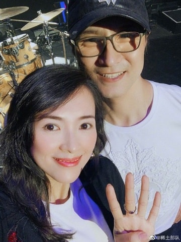 Vợ chồng Chương Tử Di - Uông Phong trước khi đến với nhau, 2 ngôi sao đều có tình sử phức tạp.