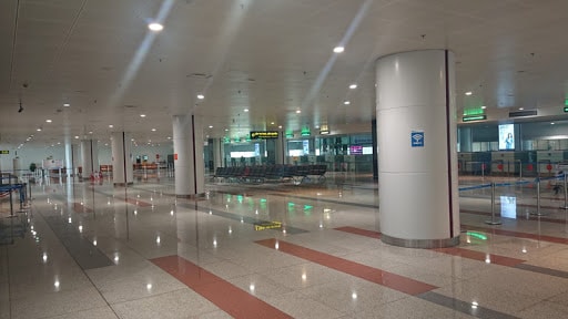 Sân bay quốc tế Nội Bài lo bị đóng cửa vì có 16 nhân viên trở thành F1 (Ảnh: kinhtedothi)