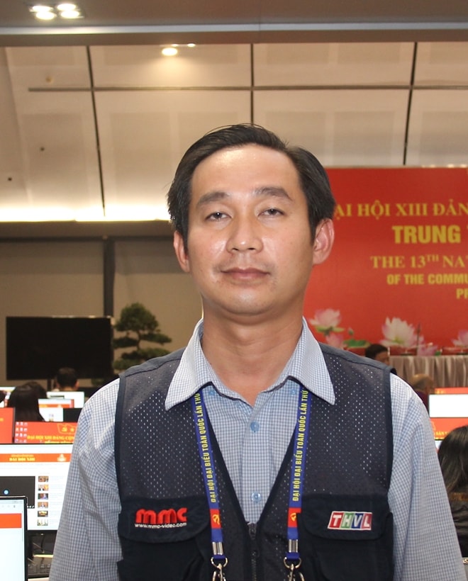 Nhà báo Trần Minh Trạng, Đài Phát thanh, Truyền hình Vĩnh Long. Ảnh: T.L