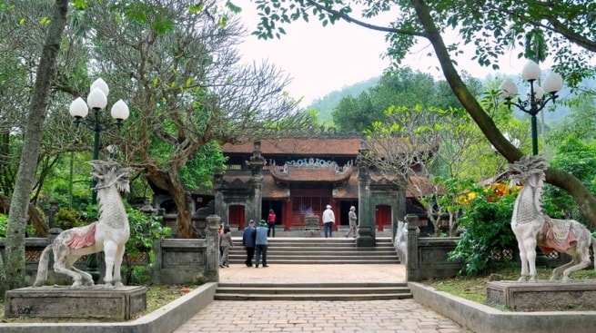 ĐỀN SÓC