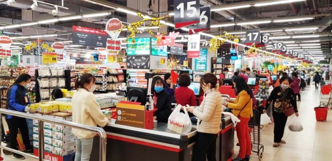 Cận tết nên nhu cầu mua sắm cũng tăng cao, Vinmart mang đến sự thoải mái cho khách hàng khi mua sắm.
