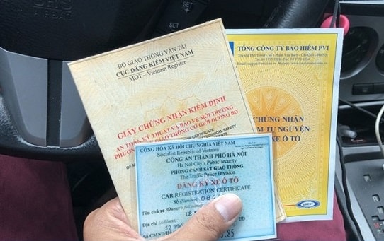Người thuê và người cho thuê cần cẩn trọng, lưu ý khi thực hiện hợp đồng thuê xe tự lái để hạn chế thấp nhất những rủi ro có thể gặp phải. Ảnh minh họa