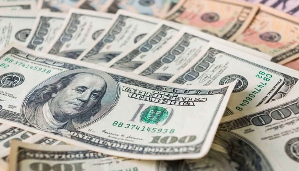Đồng USD trên thị trường thế giới tăng mạnh trong bối cảnh đồng euro chìm sâu do kinh tế Đức gặp khó