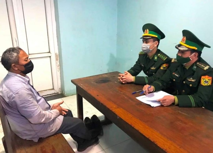Đối tượng Trần Văn Hương...