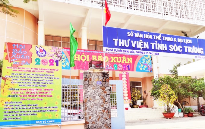 Hội báo Xuân Tân Sửu diễn ra tại Thư viện tỉnh Sóc Trăng, số 2A Trần Quang Diệu, TP. Sóc Trăng.