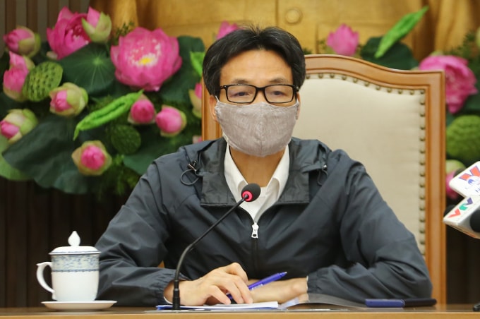 Phó Thủ tướng Vũ Đức Đam đề nghị Bộ Y tế cần tiếp tục nâng cao năng lực xét nghiệm cho Gia Lai.