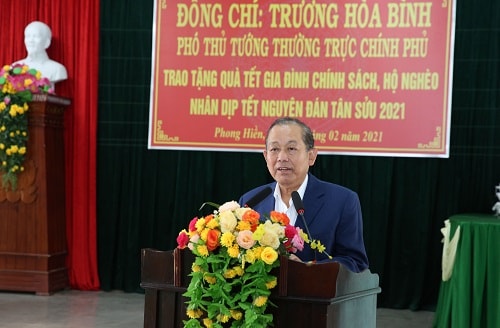 Phó Thủ tướng Thường trực Trương Hòa Bình phát biểu tại buổi lễ.