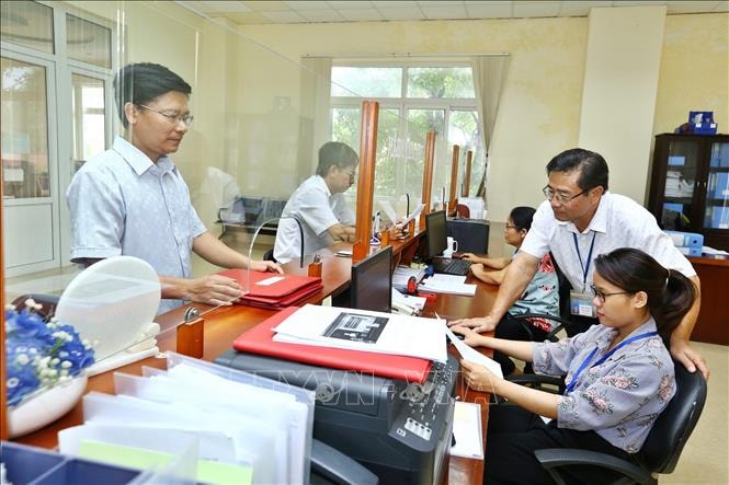 Thu ngân sách nhà nước tháng 1/2021 đạt 134.000 tỷ đồng, đạt 12% dự toán, nhưng giảm 18,8% so với cùng kỳ năm 2020.