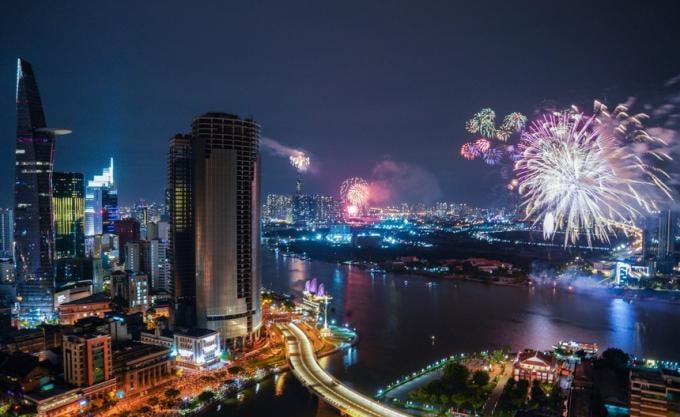 Nhiều tỉnh, thành trên cả nước quyết định không bắn pháo hoa đêm Giao thừa. Ảnh: TL