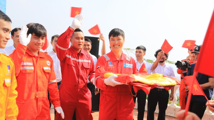 Hành trình Mùa Xuân từ những giếng dầu tại TP Vũng Tàu.