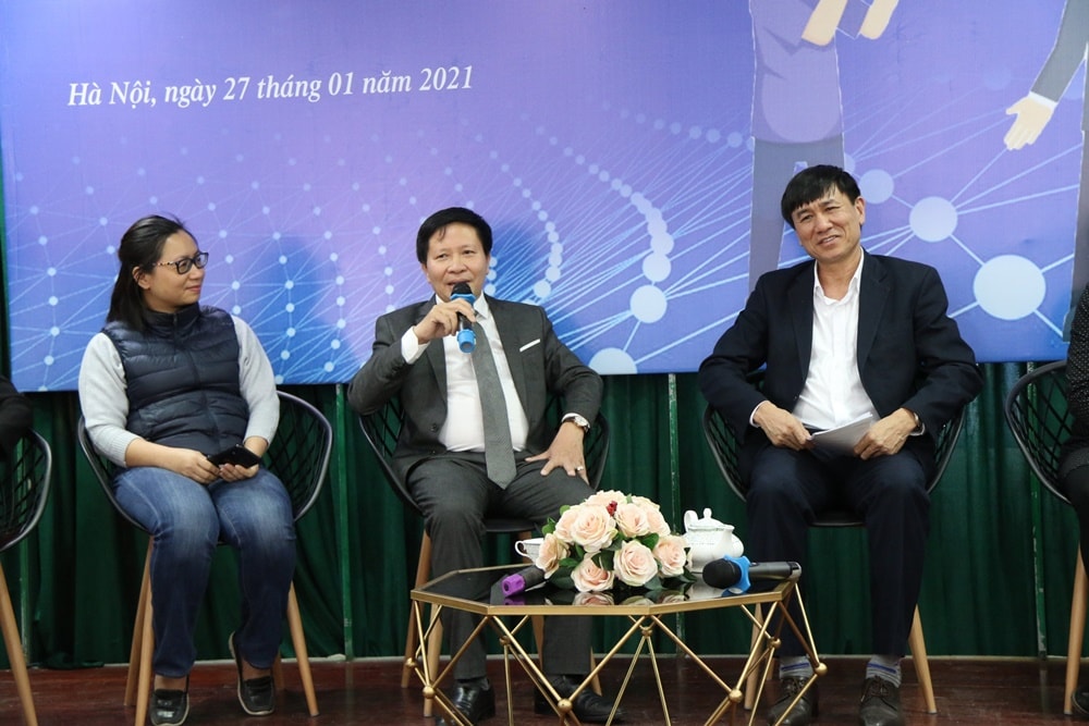 Ông Vũ Quang Hải, Phó Tổng Giám đốc Đài Tiếng nói Việt Nam cho rằng phụ nữ làm báo có rất nhiều thế mạnh. Ảnh: N.Kế