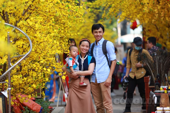 Nhiều gia đình chọn ở lại Sài Gòn đón Tết để phòng chống dịch Covid-19
