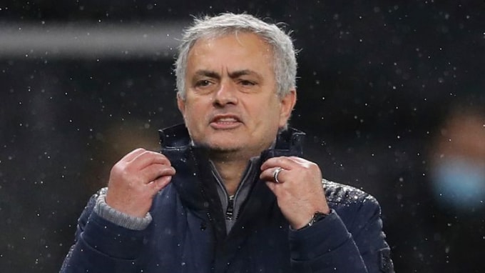 HLV Jose Mourinho.