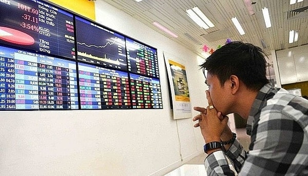 Nhà đầu tư có tỷ trọng tiền mặt cao được khuyến cáo tiếp tục quan sát thị trường để có hành động phù hợp