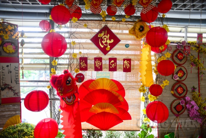 Nhiều tiểu cảnh ngày Tết được trang hoàng sinh động