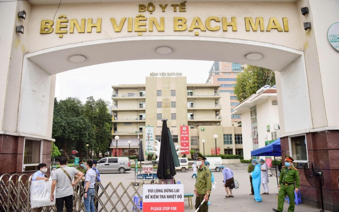 100% bệnh nhân nhập viện Bệnh viện Bạch Mai được xét nghiệm Covid-19. Ảnh: TL