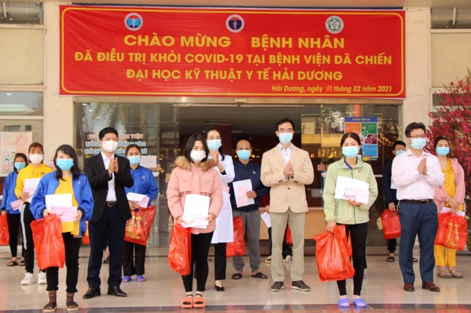27 bệnh nhân được công bố khỏi bệnh đúng ngày 30 Tết mang theo niềm vui lớn trong công cuộc chống dịch COVID -19 (ảnh TL).