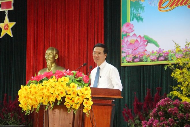 Thường trực Ban Bí thư Võ Văn Thưởng phát biểu tại buổi thăm, chúc Tết cán bộ, chiến sỹ Sư đoàn 9, Quân đoàn 4.
