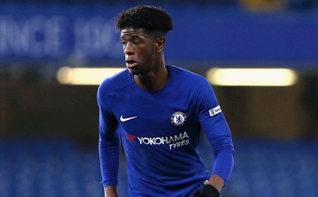 Jonathan Panzo khi còn chơi cho đội trẻ Chelsea. Ảnh: internet