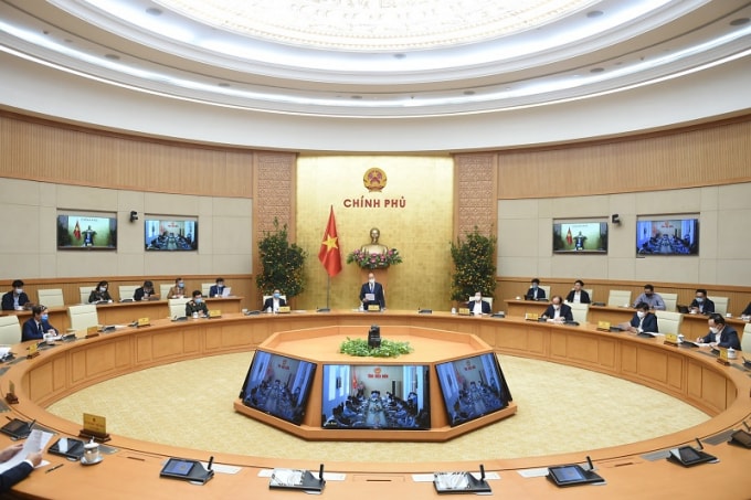 Tại cuộc họp, Thủ tướng cũng cho biết, nhiều doanh nghiệp, nhiều địa phương sẵn sàng đóng góp kinh phí để mua vaccine.